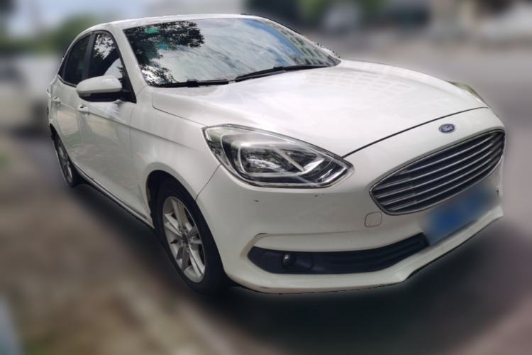 Used Ford Escort 2019 1.5L Automatic Enjoyment Model Front Right 45 Deg