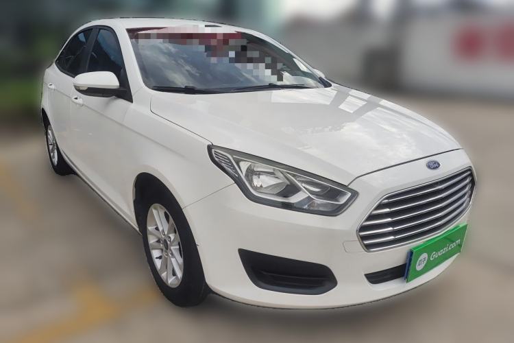 Used Ford Escort 2019 Revised 1.5L Automatic ZhiXiang Version (Tire Pressure Monitoring) China VI Standard Front Right 45 Deg