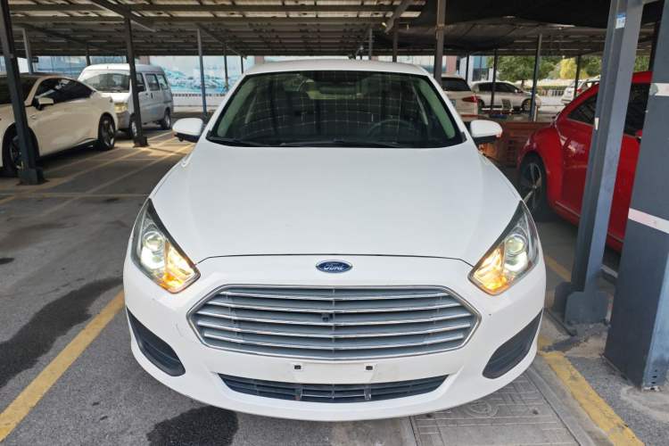 Used Ford Escort 2019 Revised 1.5L Automatic ZhiXiang Version China VI Standard Front