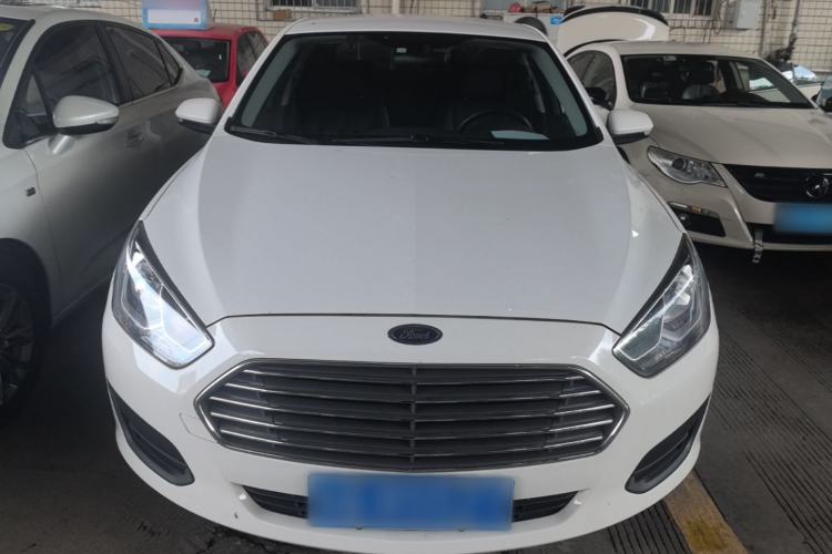 Used Ford Escort 2019 Revised 1.5L Automatic ZhiXiang Version (Tire Pressure Monitoring) China VI Standard Front