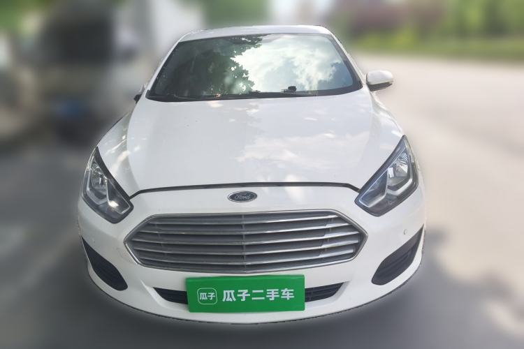 Used Ford Escort 2019 Revised 1.5L Automatic ZhiXiang Version (Tire Pressure Monitoring) China VI Standard Front