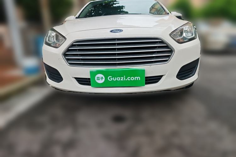 Used Ford Escort 2019 Revised Version 1.5L Manual "Quality Enjoyment" Trim (Tire Pressure Monitoring) China VI Standard Front