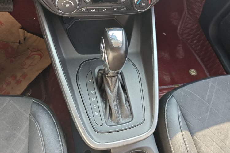 Used Ford Escort 2019 Revised Version 1.5L Automatic Enjoyment Type China VI Standard Gear Lever