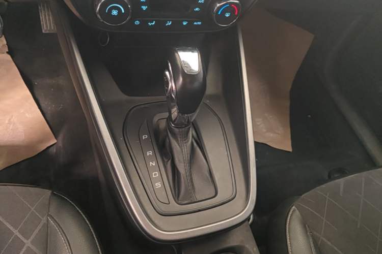 Used Ford Escort 2019 Revised Version 1.5L Automatic Enjoyment Type China VI Standard Gear Lever