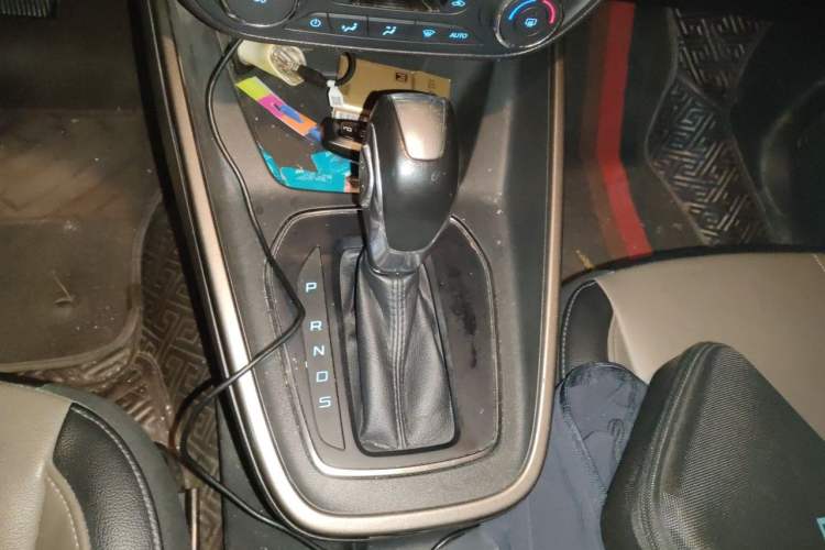 Used Ford Escort 2019 Revised Version 1.5L Automatic Zhenxiang Edition China VI Standard Gear Lever