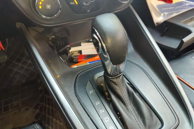 Used Ford Escort 2019 Revised 1.5L Automatic ZhiXiang Version (Tire Pressure Monitoring) China VI Standard Gear Lever