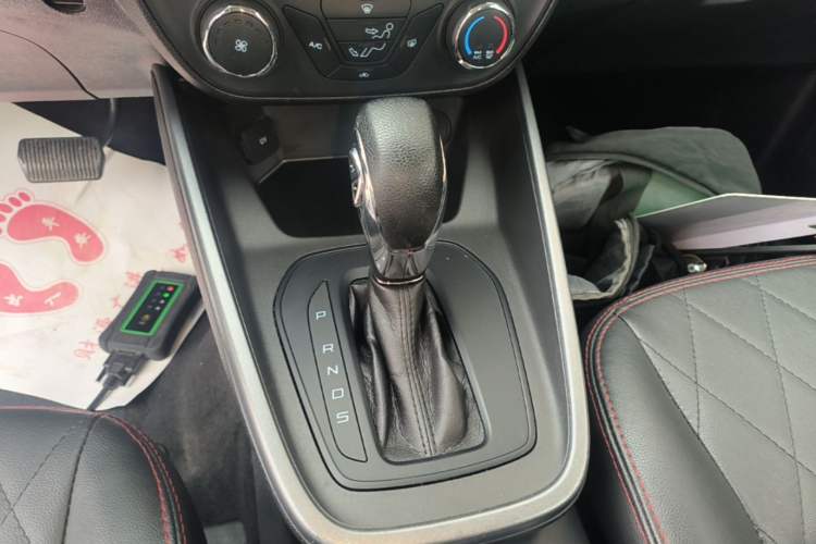 Used Ford Escort 2019 1.5L Automatic ZhiXiang Model Gear Lever