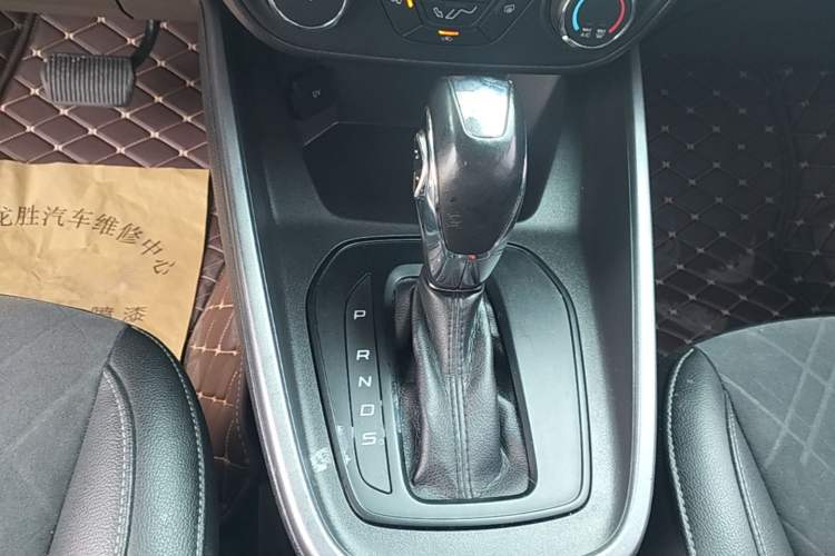 Used Ford Escort 2019 1.5L Automatic Enjoyment Model Gear Lever