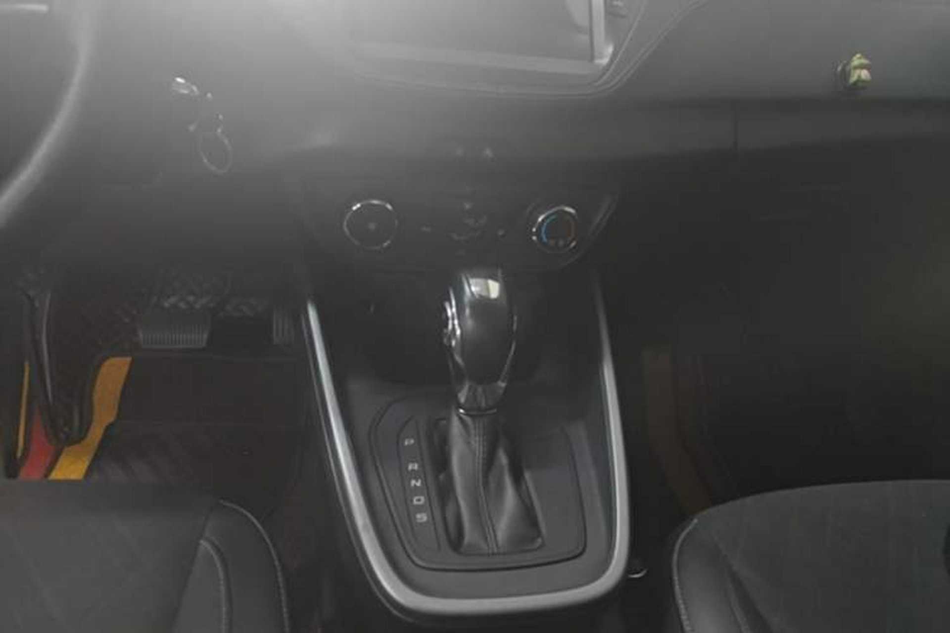Used Ford Escort 2019 1.5L Automatic Enjoyment Model Gear Lever