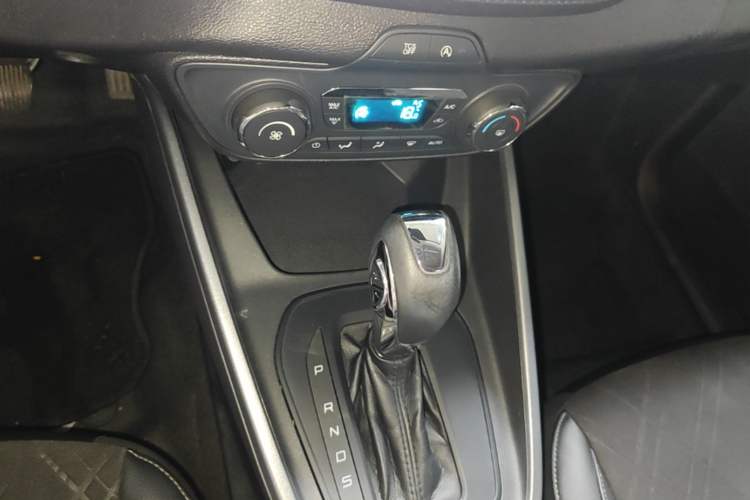 Used Ford Escort 2019 Revised Version 1.5L Automatic Enjoyment Type China VI Standard Gear Lever