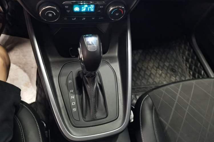 Used Ford Escort 2019 Revised Version 1.5L Automatic Enjoyment Type China VI Standard Gear Lever