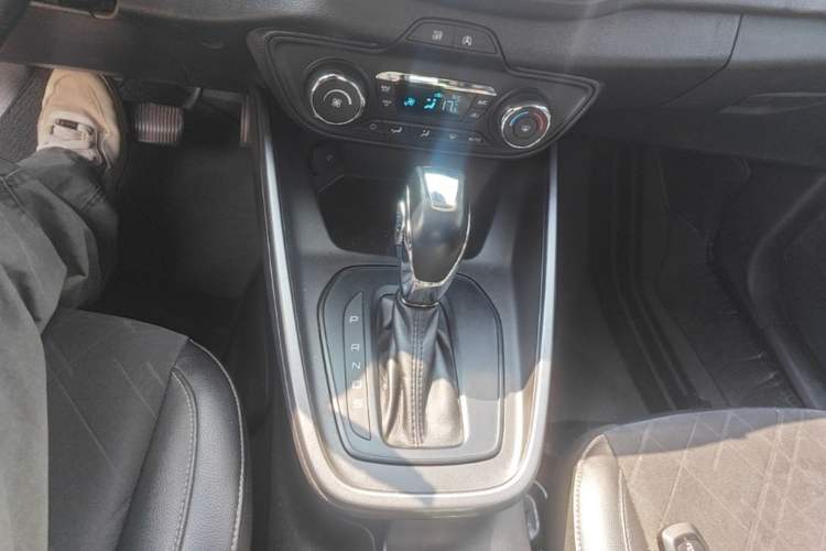 Used Ford Escort 2019 Revised Version 1.5L Automatic Enjoyment Type China VI Standard Gear Lever