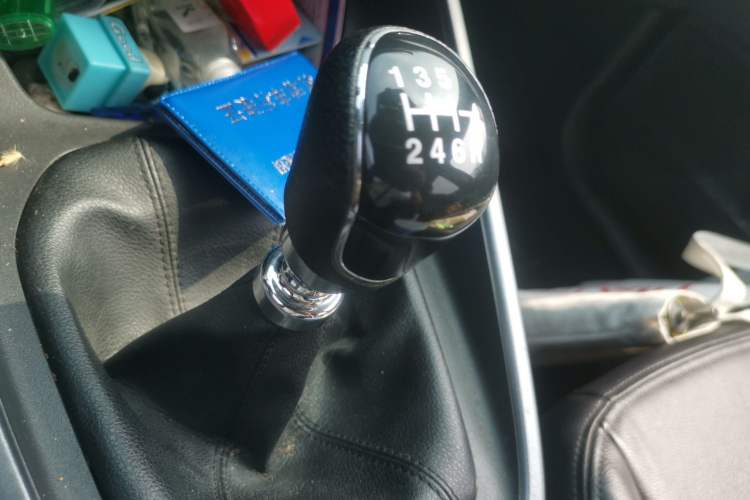 Used Ford Escort 2019 1.5L Manual ZhiXiang Version Gear Lever