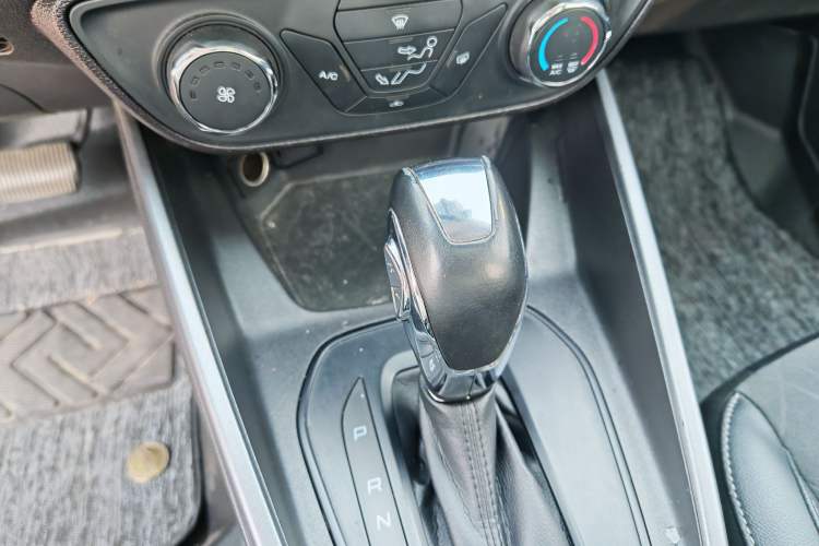 Used Ford Escort 2019 1.5L Automatic Enjoyment Model Gear Lever