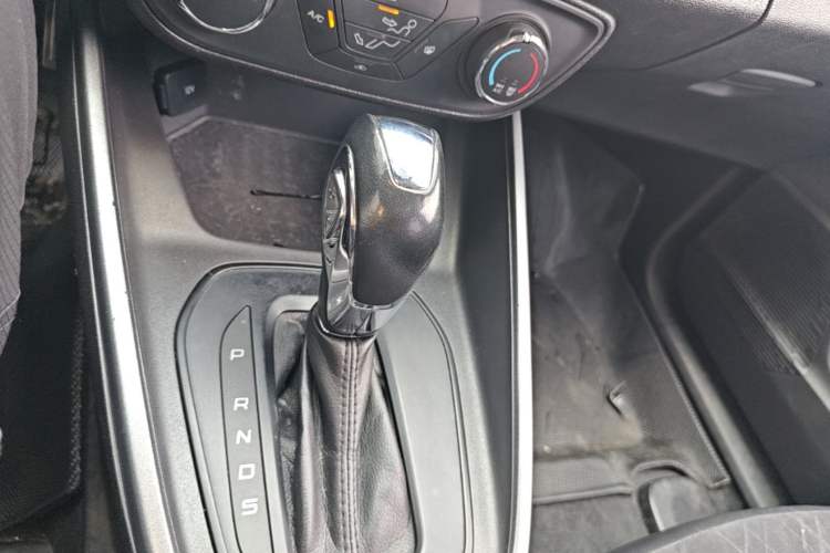 Used Ford Escort 2019 1.5L Automatic Enjoyment Model Gear Lever