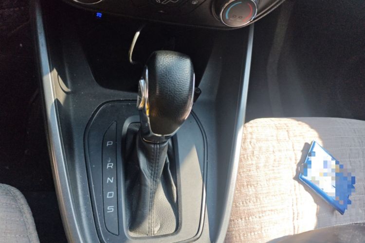 Used Ford Escort 2019 1.5L Automatic ZhiXiang Model Gear Lever