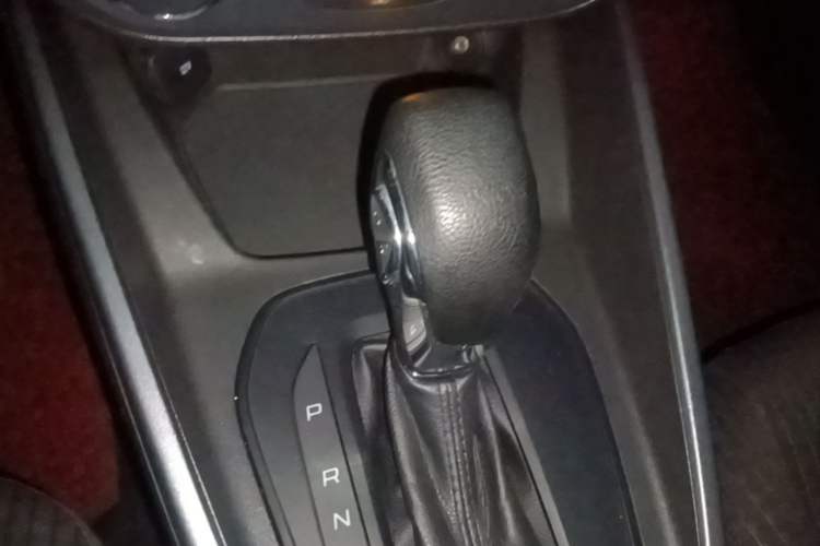 Used Ford Escort 2019 1.5L Automatic ZhiXiang Model Gear Lever
