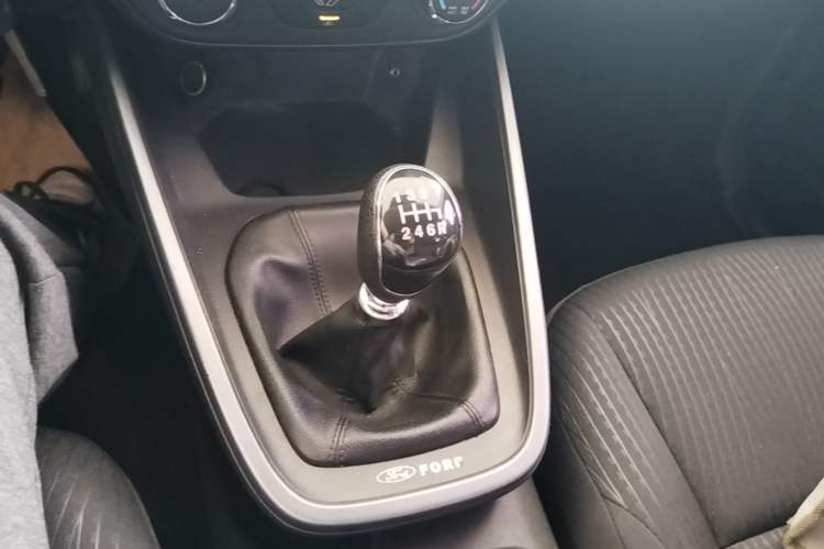 Used Ford Escort 2019 Revised Version 1.5L Manual "Quality Enjoyment" Trim (Tire Pressure Monitoring) China VI Standard Gear Lever