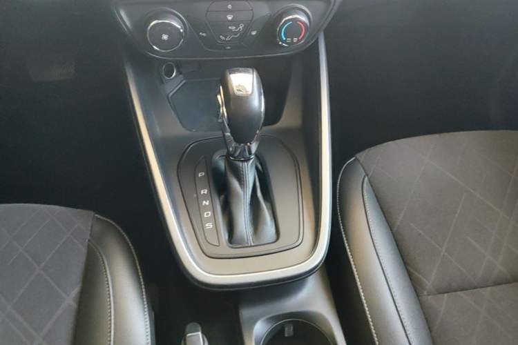Used Ford Escort 2019 1.5L Automatic Enjoyment Model Gear Lever