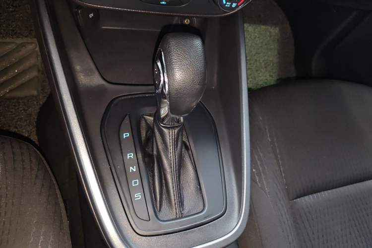 Used Ford Escort 2019 Revised 1.5L Automatic ZhiXiang Version (Tire Pressure Monitoring) China VI Standard Gear Lever