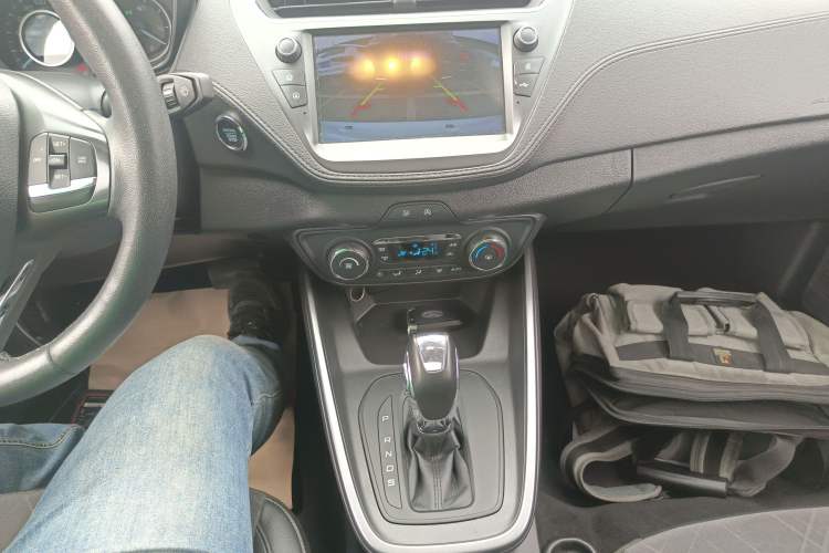 Used Ford Escort 2019 Revised Version 1.5L Automatic Enjoyment Type China VI Standard Gear Lever