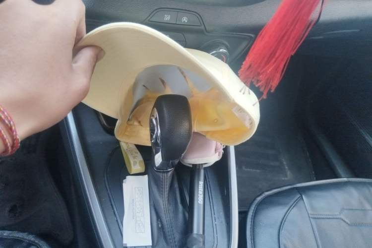 Used Ford Escort 2019 1.5L Automatic ZhiXiang Model Gear Lever