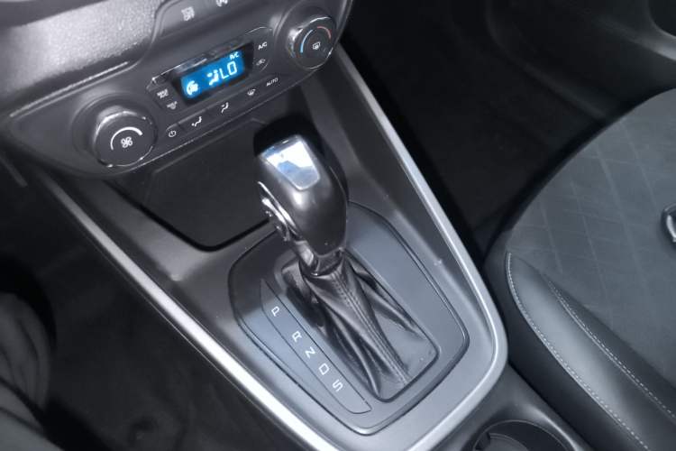 Used Ford Escort 2019 Revised Version 1.5L Automatic Enjoyment Type China VI Standard Gear Lever
