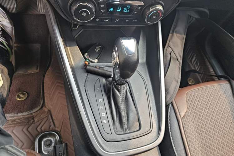 Used Ford Escort 2019 Revised Version 1.5L Automatic Enjoyment Type China VI Standard Gear Lever