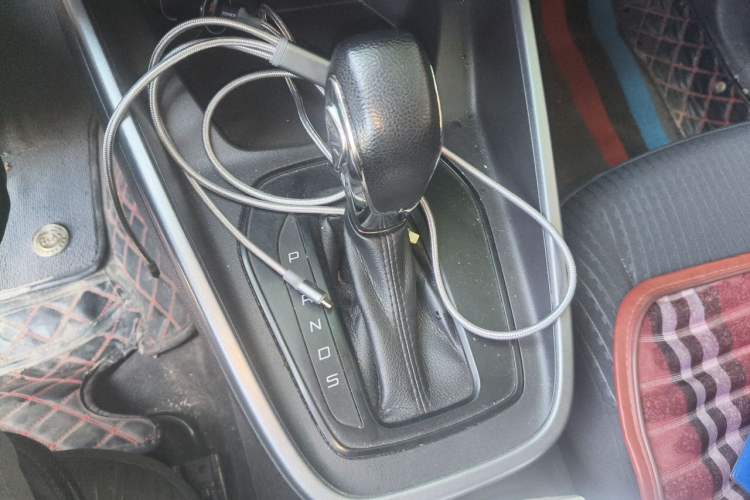 Used Ford Escort 2019 Revised 1.5L Automatic ZhiXiang Version (Tire Pressure Monitoring) China VI Standard Gear Lever
