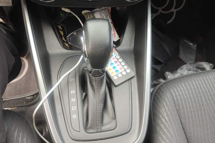 Used Ford Escort 2019 Revised 1.5L Automatic ZhiXiang Version (Tire Pressure Monitoring) China VI Standard Gear Lever