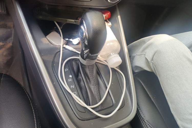 Used Ford Escort 2019 Revised 1.5L Automatic ZhiXiang Version (Tire Pressure Monitoring) China VI Standard Gear Lever