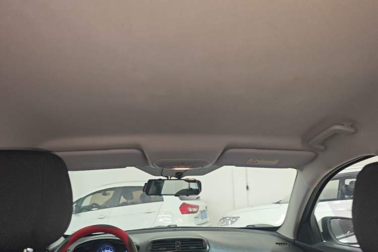 Used Ford Escort 2019 Revised 1.5L Automatic ZhiXiang Version (Tire Pressure Monitoring) China VI Standard Headliner