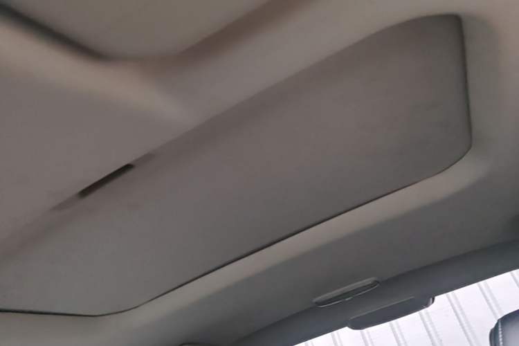 Used Ford Escort 2019 Revised Version 1.5L Automatic Enjoyment Type China VI Standard Headliner
