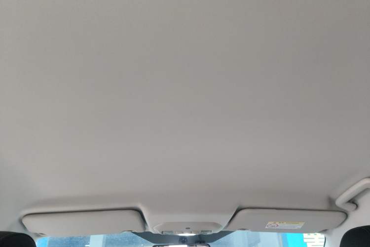Used Ford Escort 2019 Revised 1.5L Automatic ZhiXiang Version (Tire Pressure Monitoring) China VI Standard Headliner