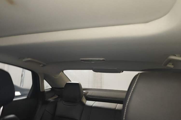 Used Ford Escort 2019 Revised Version 1.5L Automatic Enjoyment Type China VI Standard Headliner