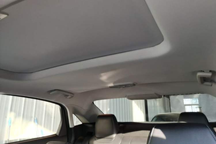 Used Ford Escort 2019 Revised Version 1.5L Automatic Enjoyment Type China VI Standard Headliner