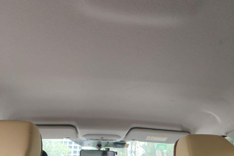 Used Ford Escort 2019 Revised Version 1.5L Manual "Quality Enjoyment" Trim (Tire Pressure Monitoring) China VI Standard Headliner