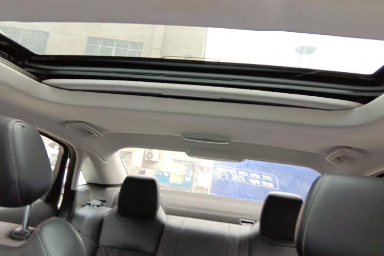 Used Ford Escort 2019 Revised Version 1.5L Automatic Enjoyment Type China VI Standard Headliner