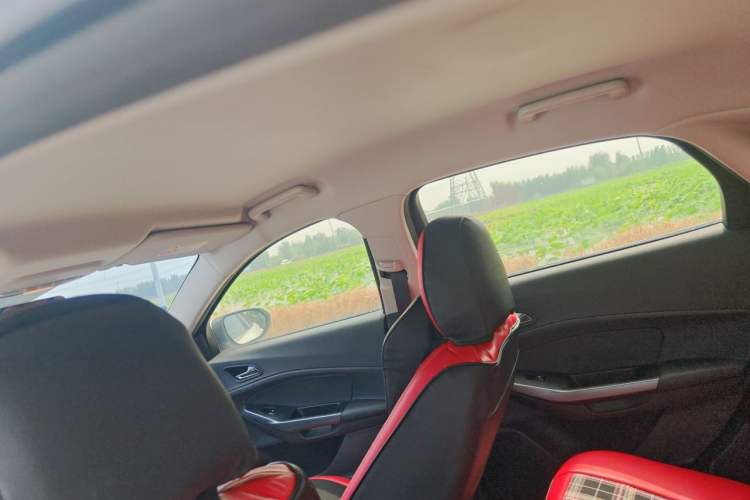 Used Ford Escort 2019 Revised 1.5L Automatic ZhiXiang Version (Tire Pressure Monitoring) China VI Standard Headliner