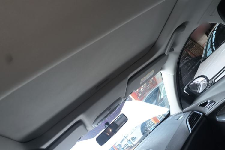 Used Ford Escort 2019 Revised Version 1.5L Automatic Enjoyment Type China VI Standard Headliner
