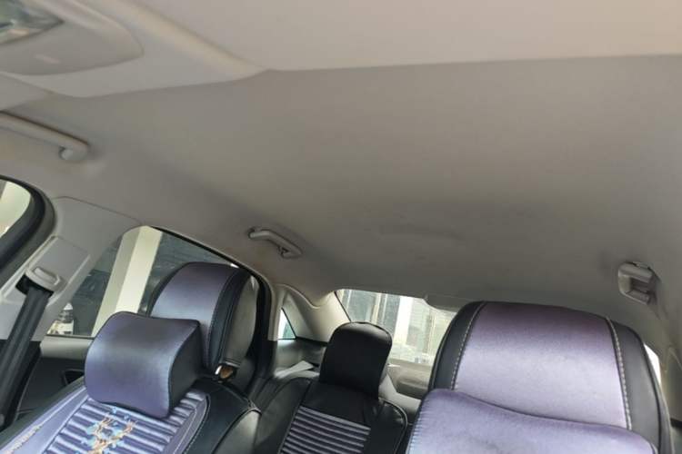 Used Ford Escort 2019 Revised 1.5L Automatic ZhiXiang Version (Tire Pressure Monitoring) China VI Standard Headliner