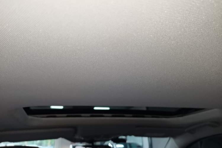 Used Ford Escort 2019 Revised Version 1.5L Automatic Enjoyment Type China VI Standard Headliner