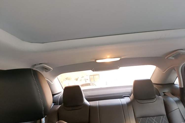 Used Ford Escort 2019 Revised Version 1.5L Automatic Enjoyment Type China VI Standard Headliner