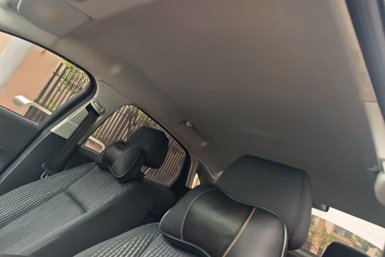 Used Ford Escort 2019 Revised Version 1.5L Manual "Quality Enjoyment" Trim (Tire Pressure Monitoring) China VI Standard Headliner