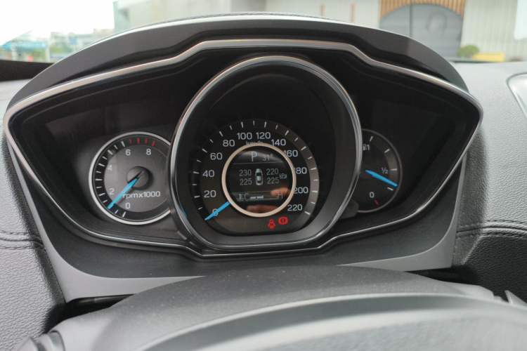 Used Ford Escort 2019 EcoBoost 125 Automatic Luxury Edition Instrument Cluster