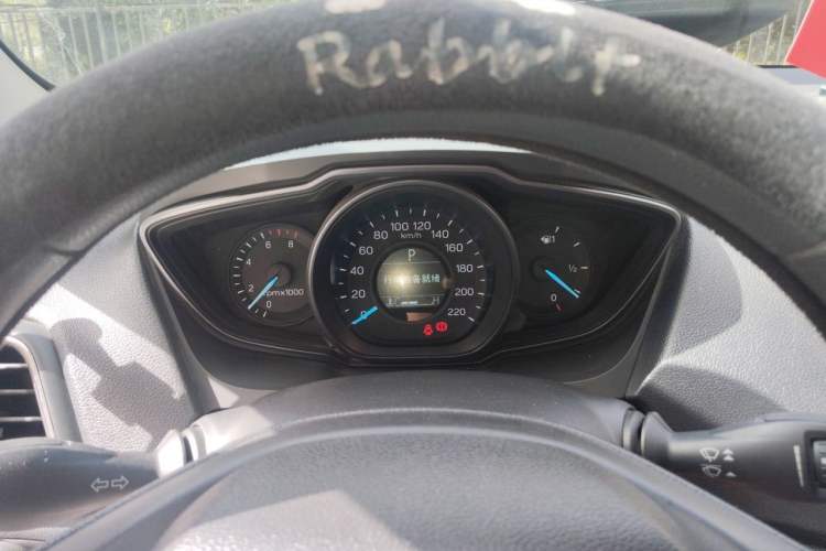 Used Ford Escort 2019 Facelifted 1.5L Automatic ZhiXiang Version (Tire Pressure Monitoring) China V Standard Instrument Cluster