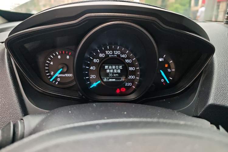 Used Ford Escort 2019 Revised Version 1.5L Manual "Quality Enjoyment" Trim (Tire Pressure Monitoring) China VI Standard Instrument Cluster