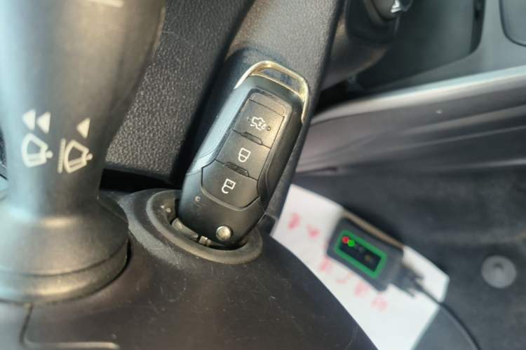 Used Ford Escort 2019 1.5L Automatic ZhiXiang Model Interior 1