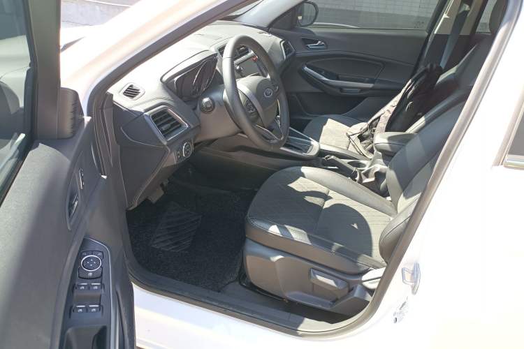 Used Ford Escort 2019 Revised Version 1.5L Automatic Enjoyment Type China VI Standard Interior 2