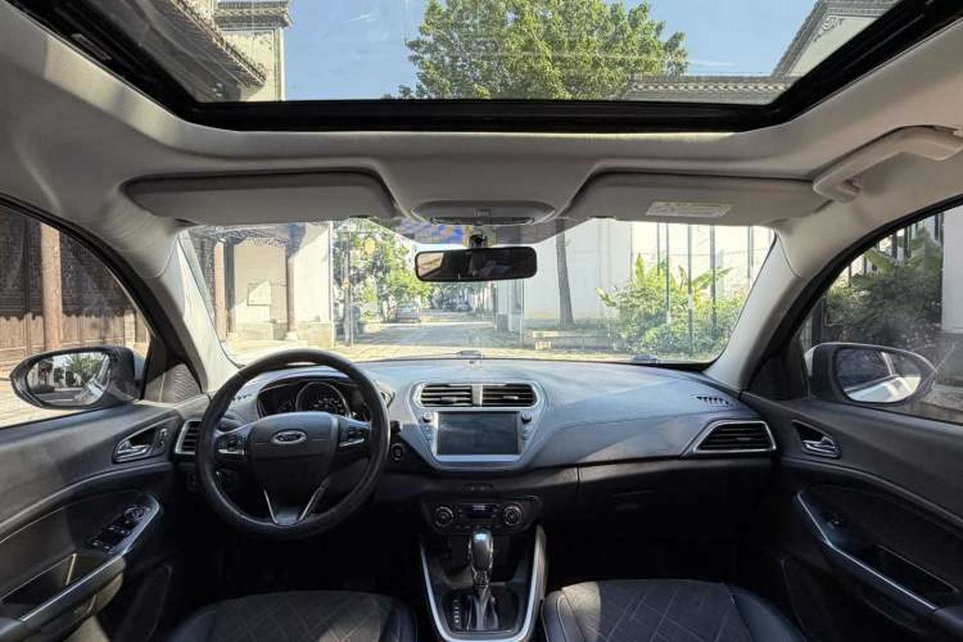 Used Ford Escort 2019 Revised Version 1.5L Automatic Enjoyment Type China VI Standard Interior 3